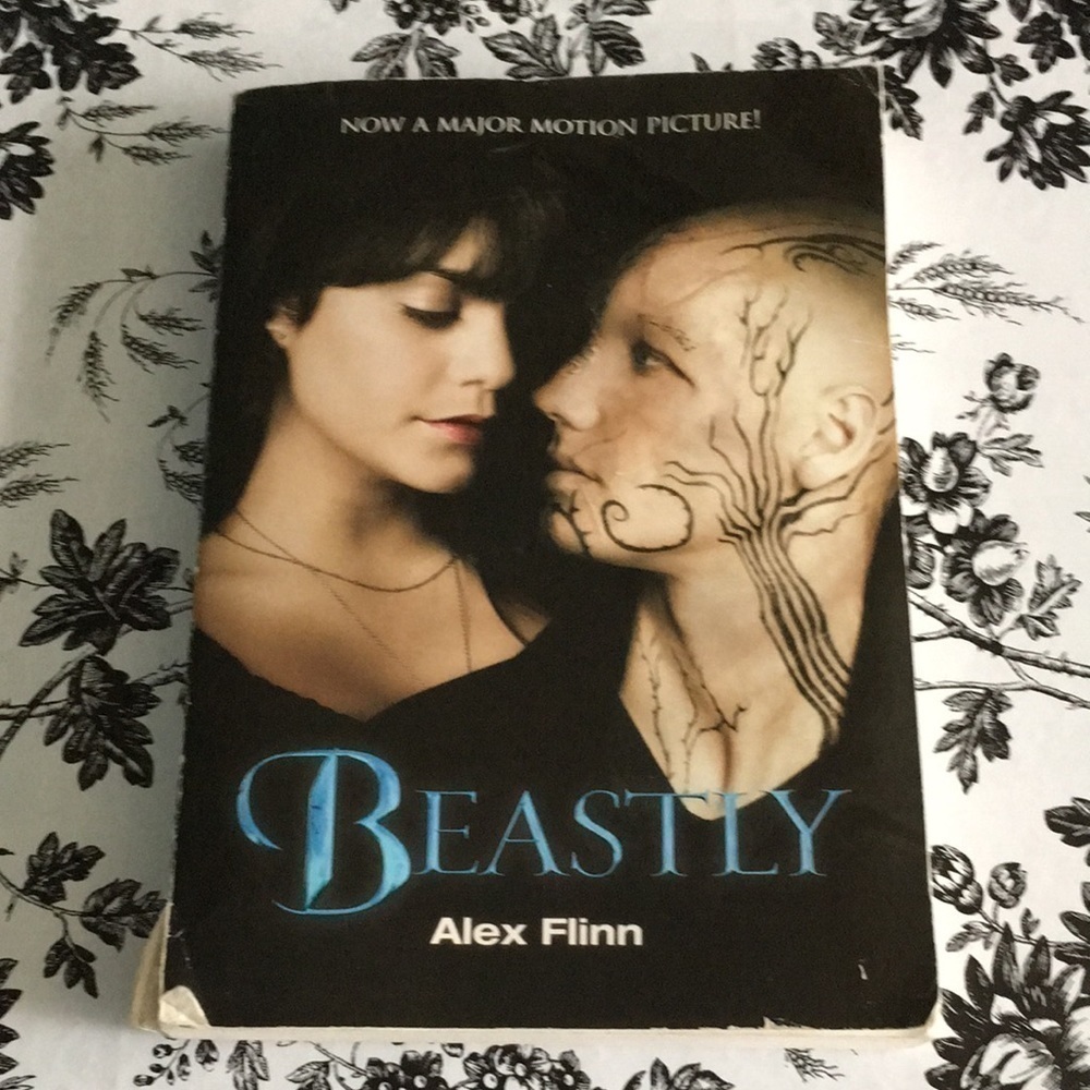 Beastly by Alex Flinn Paperback YA Book Movie Tie-In